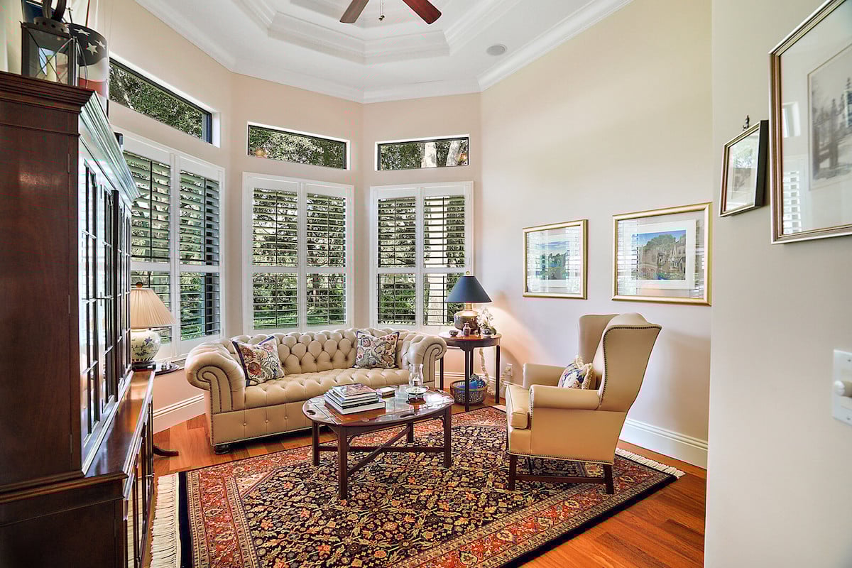 Estate Home For Sale in Mount Dora, FL Near Lake Dora & Downtown
