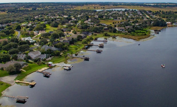 waterfront_homes_for_sale_in_clermont_florida.jpg