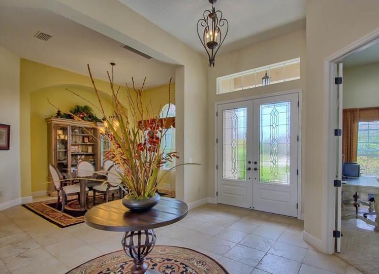 home_for_sale_in_the_villages_a_best_place_to_live_in_florida.jpg