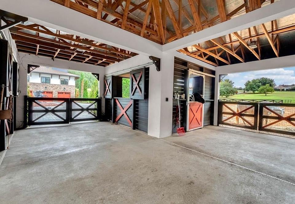 equestrian home for sale in clermont, fl-4