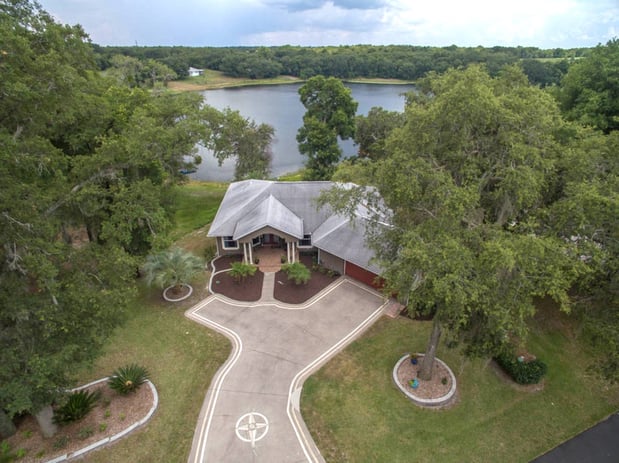 aerial_photo_home_for_sale_in_lady_lake_florida.jpg