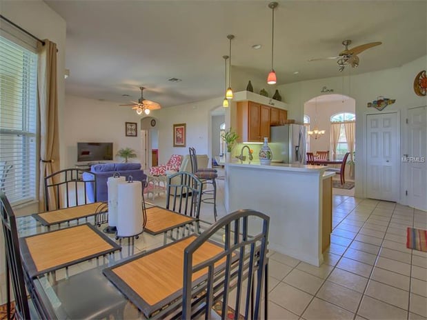 kitchen_living_room_home_for_sale_in_leesburg.jpg
