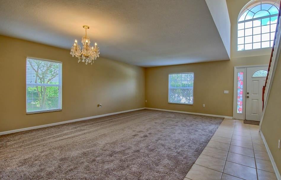 spacious home for sale in leesburg, fl