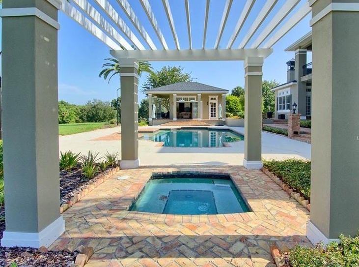 luxury_pool_home_for_sale_in_sorrento_florida.jpg