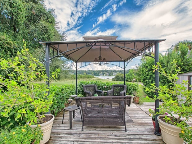 backyard_home_for_sale_mount_dora.jpg