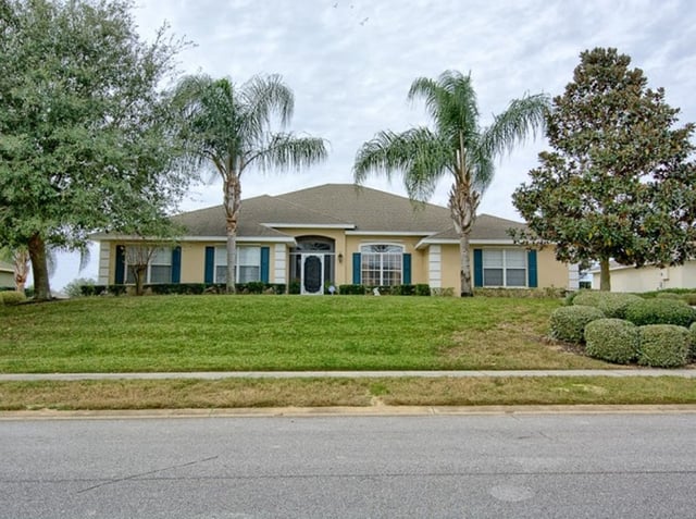 Golf_Front_Home_for_sale_in_Eustis_FL_near_Mount_Dora1_22_16.jpg