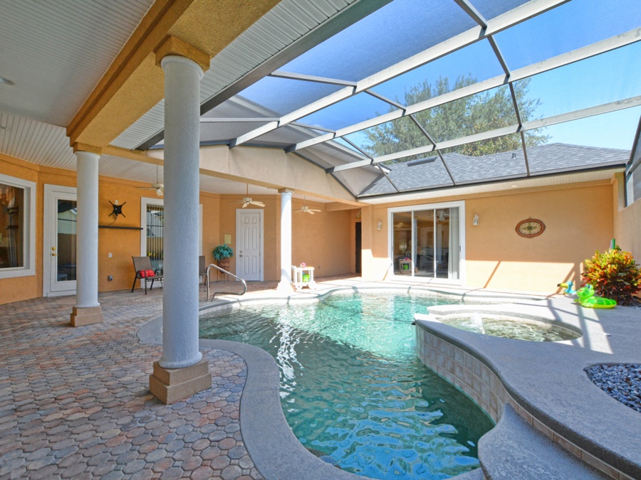 Two Unique Homes for Sale in SoughtAfter Mount Dora, Florida