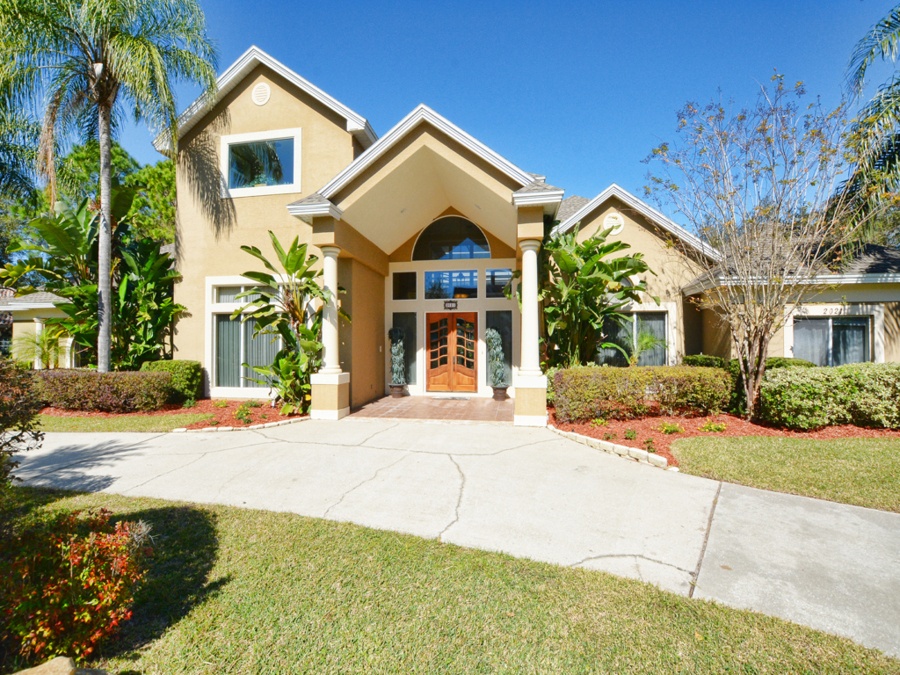 Open Houses Visit Mount Dora Homes for Sale During the Art Festival