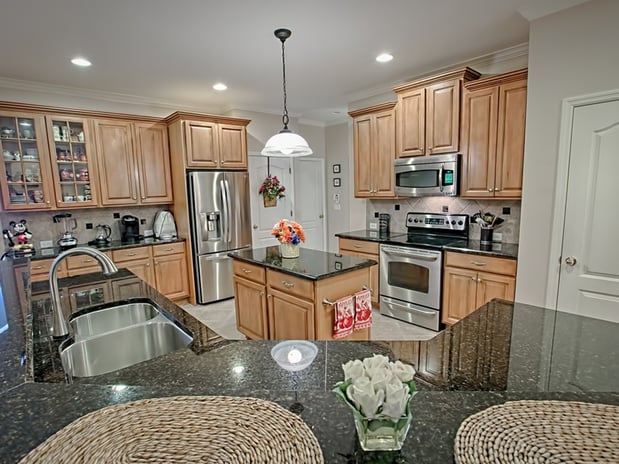 kitchen_inside_home_for_sale_in_oakland_florida.jpg