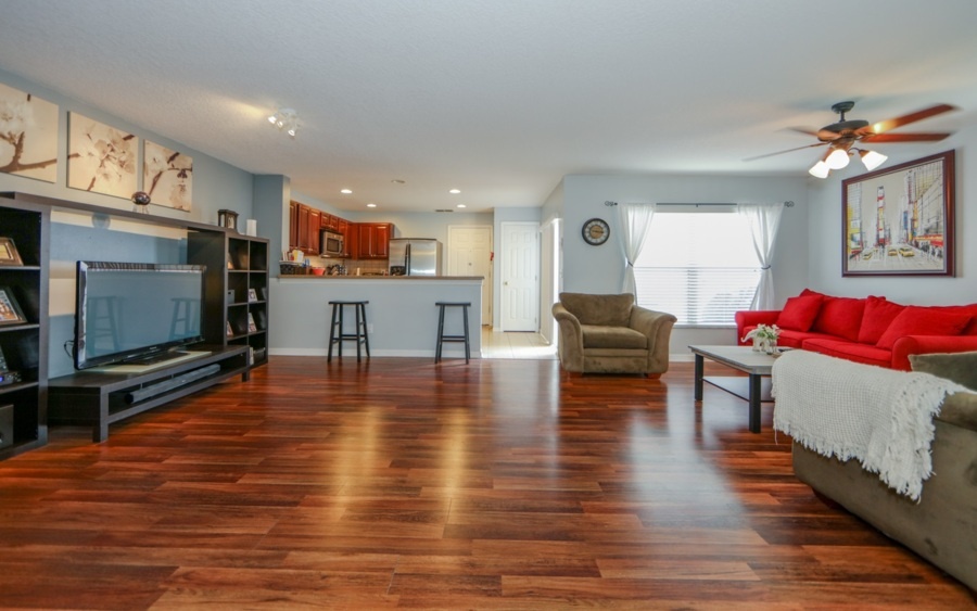 living_room_avalon_park_townhome.jpg