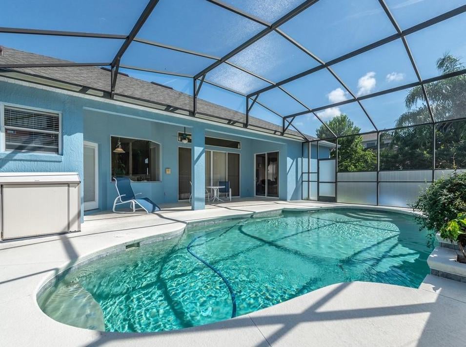 pool home for sale in ocoee, fl