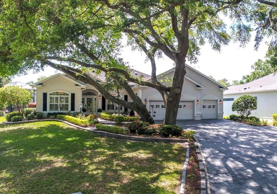 front exterior summefield home near the villages, fl
