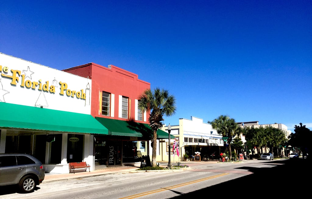 Downtown_Leesburg_Florida_located_near_homes_for_sale_in_leesburg_florida_in_55_plus_communities.jpg