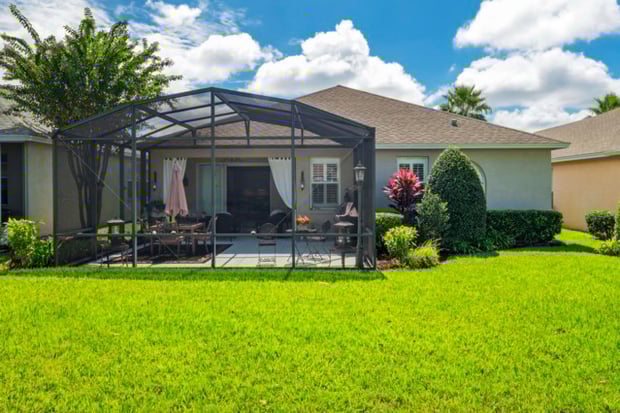 Home_for_sale_in_Mount_Dora_Florida.jpg