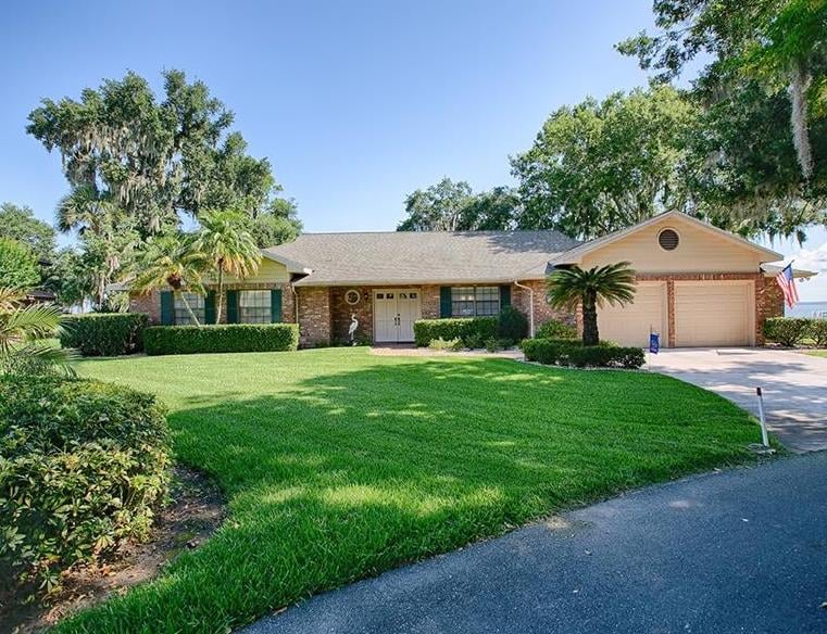 home for sale in yalaha, fl