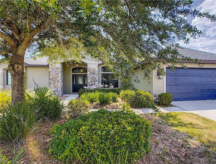 waterfront home for sale in mount dora, fl-1