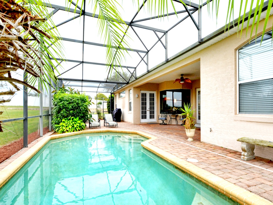Homes for sale in and around Mount Dora, FL with great outdoor spaces!